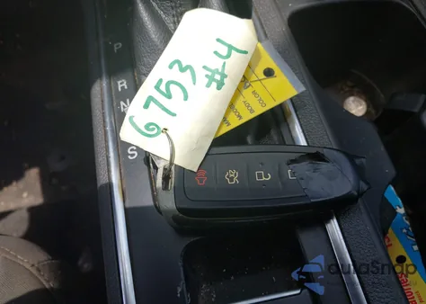 2019 Ford Escape Se from USA, damaged, VIN 1FMCU9GD8KUB75490